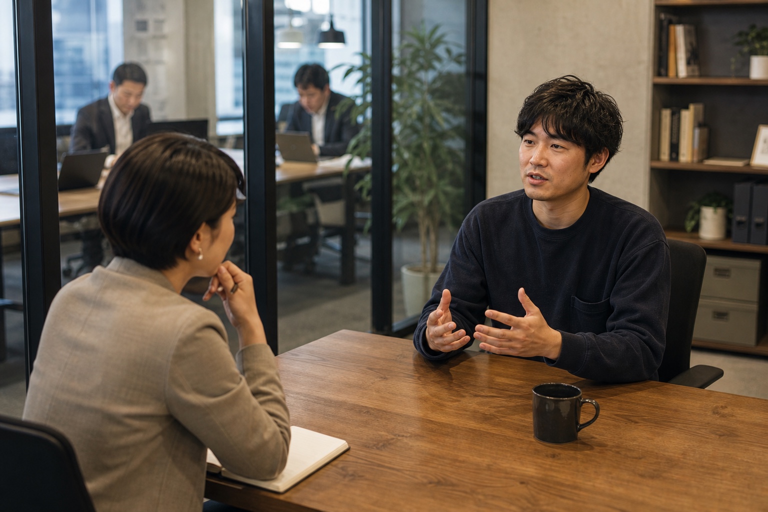 社員の本音を引き出す一対一のインタビュー